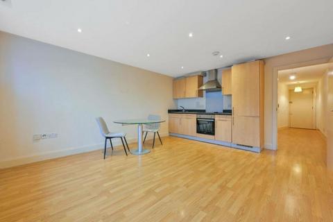 1 bedroom flat for sale, Cowleaze Road, Kingston Upon Thames, KT2 6