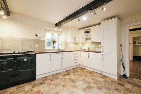 4 bedroom semi-detached house for sale, ., Hereford, HR2 0