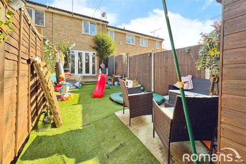 2 bedroom terraced house for sale, Appletree Way, Owlsmoor, Sandhurst