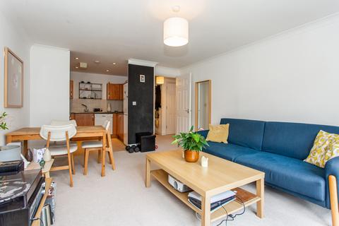 1 bedroom flat for sale, Johnson Lock Court, Stepney, E1