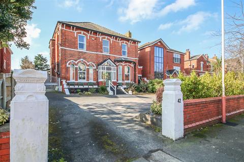 6 bedroom detached house for sale, Alexandra Road, Southport PR9