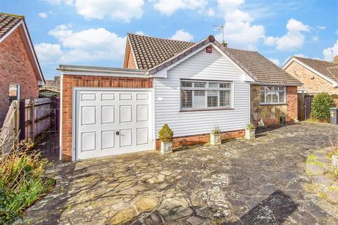 2 bedroom detached bungalow for sale, Denbeigh Drive, Tonbridge, Kent