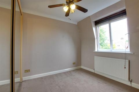 1 bedroom apartment to rent, The Ridgeway, Enfield