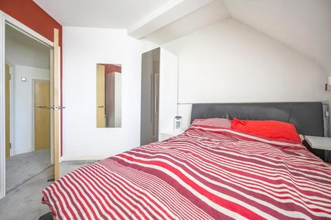 1 bedroom flat for sale, Three Mile Cross,  Berkshire,  RG7