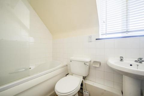 1 bedroom flat for sale, Three Mile Cross,  Berkshire,  RG7