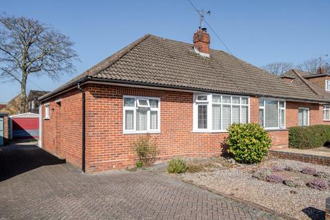 2 bedroom bungalow to rent, Yew Tree Avenue, Waterlooville PO8