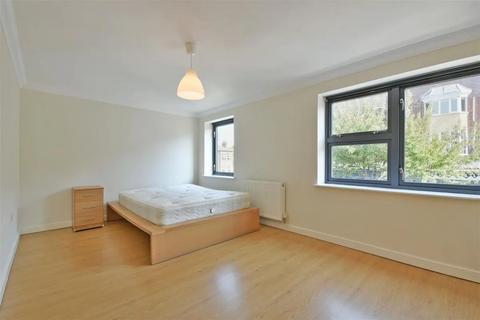 1 bedroom flat to rent, College Road, Kensal Rise, NW10