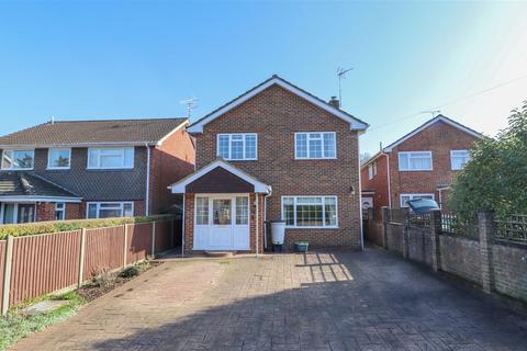 11 Compton Road, Church Crookham, Fleet, GU52 6JF