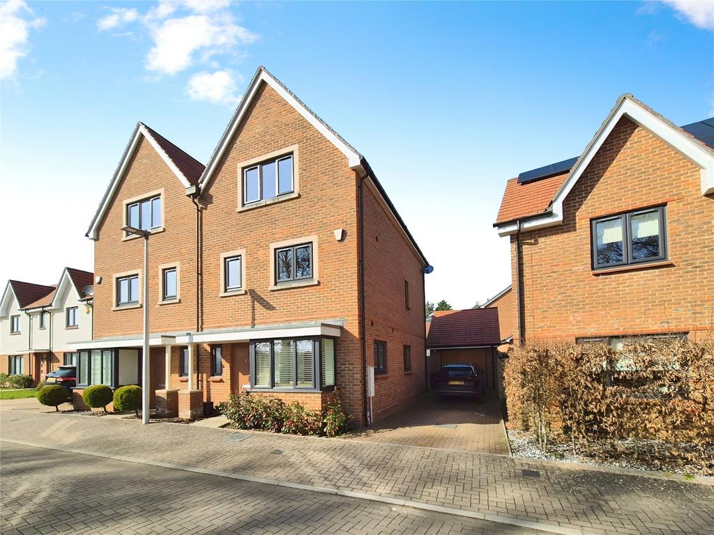 Ambler Drive, Arborfield Green... 4 bed semi-detached house for sale ...