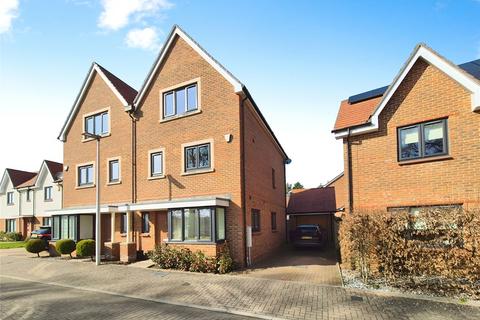 Ambler Drive, Arborfield Green, Reading, Berkshire, RG2