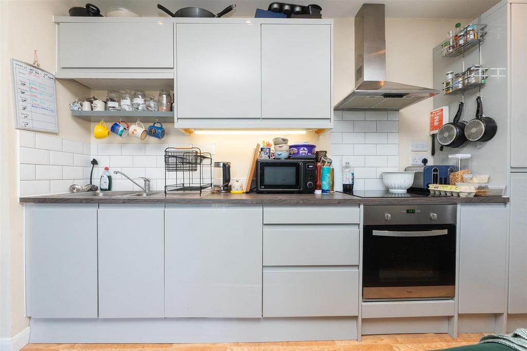 7-Railway-Court-BS20-0 FF-6.jpg