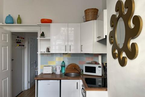 1 bedroom flat for sale, Coomassie Road, Maida Hill, London, W9