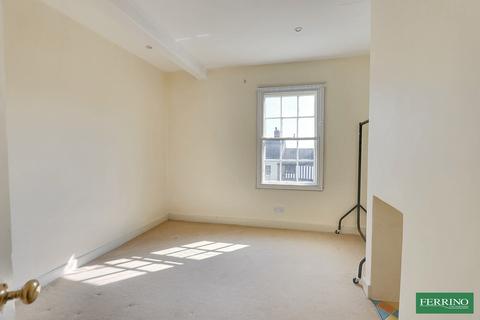 Ship House High Street, Newnham, GL14 1BY