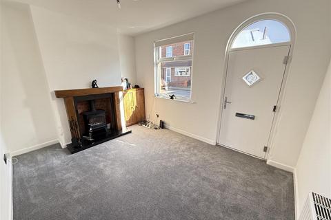 2 bedroom end of terrace house for sale, Millfield Street, Woodville DE11