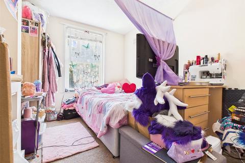 1 bedroom terraced house to rent, Osborne Road, Brighton, BN1