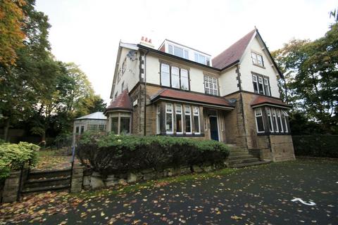 2 bedroom flat to rent, Old Park Road, Leeds, West Yorkshire, UK, LS8