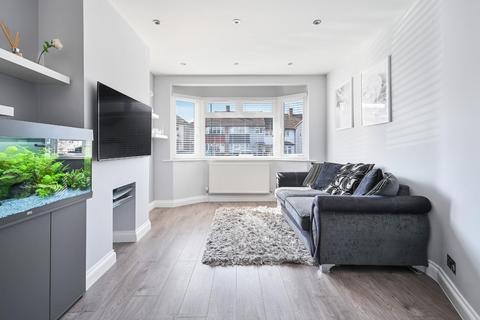 113 Browning Avenue, Worcester Park, KT4 8LD