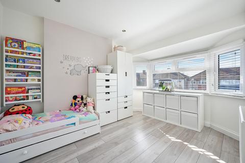 113 Browning Avenue, Worcester Park, KT4 8LD