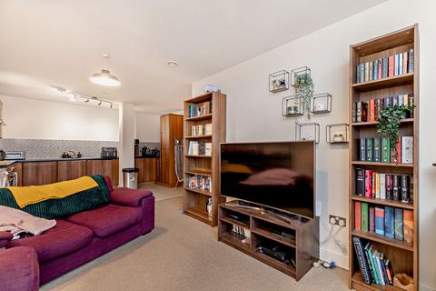 2 bedroom apartment for sale, Glossop Brook Road, Glossop, SK13 8