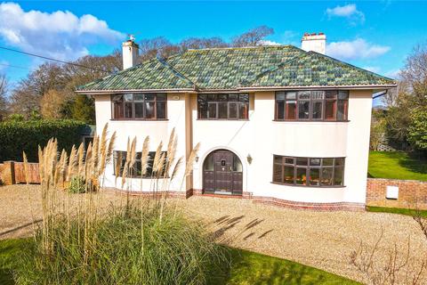 4 bedroom detached house for sale, Chestnut Avenue, Barton on Sea, New Milton, Hampshire, BH25