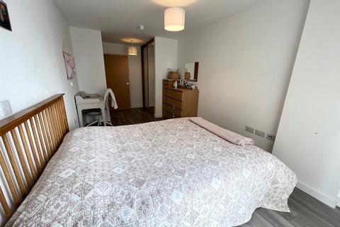 1 bedroom flat to rent, Centenary Plaza, Southampton SO19