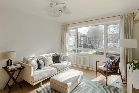 1 bedroom flat for sale, Cremorne Estate, London SW10