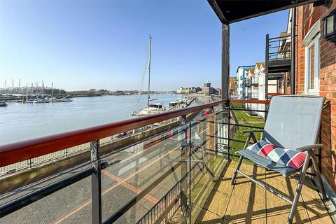 2 bedroom apartment for sale, Pier Road, Littlehampton, West Sussex