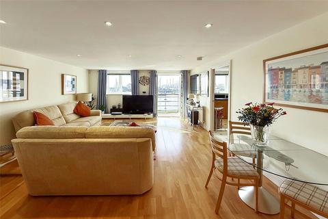 2 bedroom apartment for sale, Pier Road, Littlehampton, West Sussex