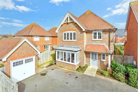 4 bedroom detached house for sale, Sonning Crescent, Bognor Regis, West Sussex