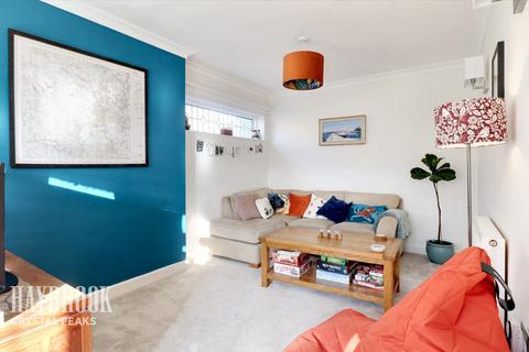 15 Brook Lane, Hackenthorpe, Sheffield, S12 4LF