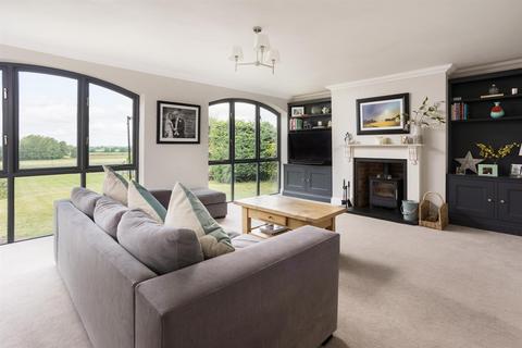 5 bedroom house for sale, Field House, Newton On Derwent, York