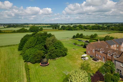 5 bedroom house for sale, Field House, Newton On Derwent, York
