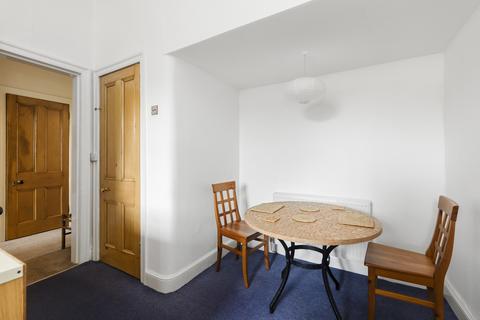 53/4 Viewforth, Edinburgh, EH10 4LQ