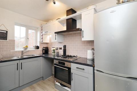 54 Aidan Court, Middlesbrough, TS5 4BS