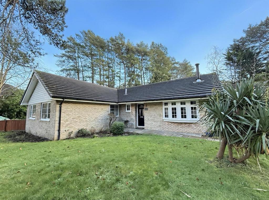 4 Bedroom Detached Bungalow for Sale
