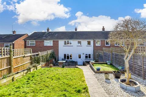 21 Bryant Close, Nettlestead, Maidstone, ME18 5EX
