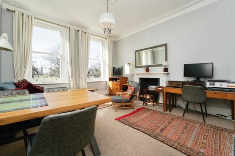 1 bedroom apartment for sale, Queens Road, Cheltenham, Gloucestershire, GL50