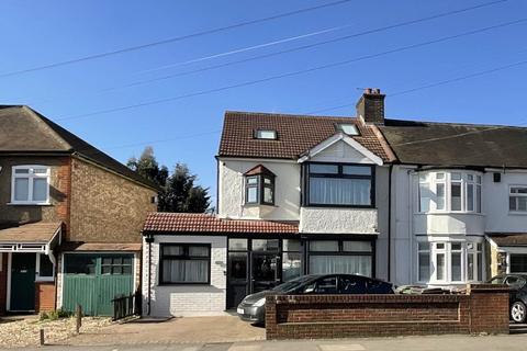 4 bedroom house to rent, Fyfield Road, Walthamstow, London