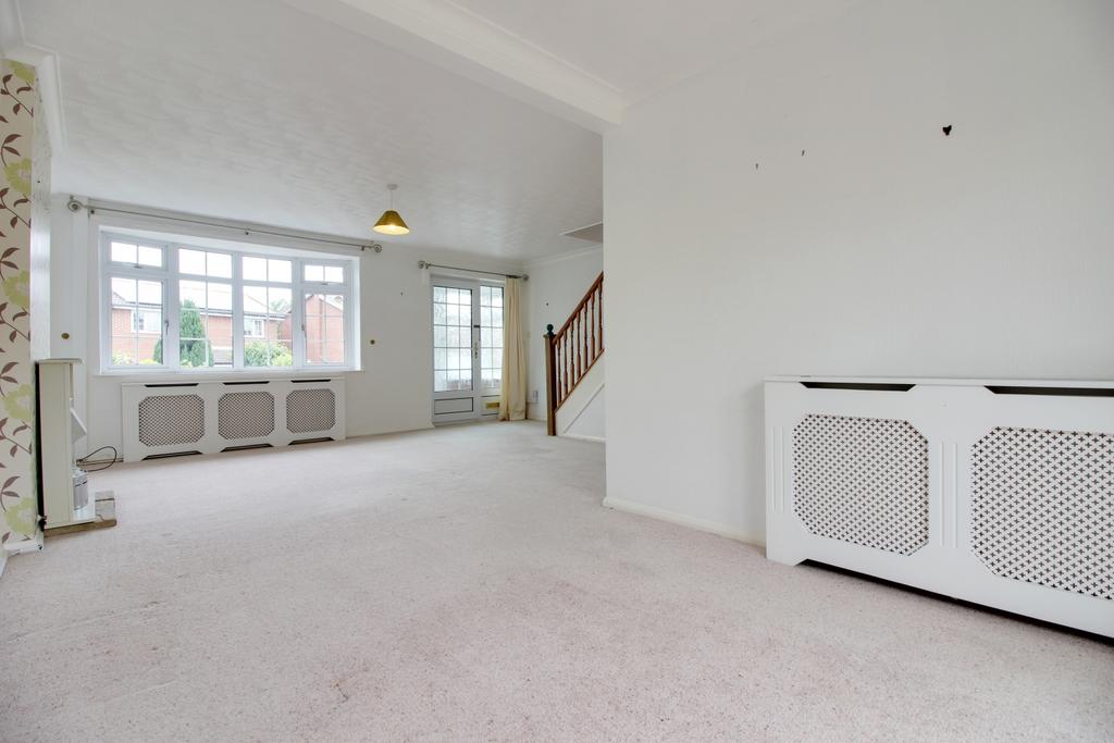 Living Room 2 18 Huntingdon