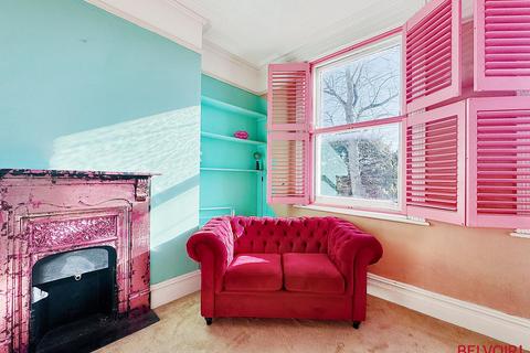 Studio for sale, All Saints Road, Cheltenham GL52