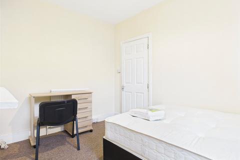 1 bedroom terraced house to rent, Osborne Road, Brighton, BN1