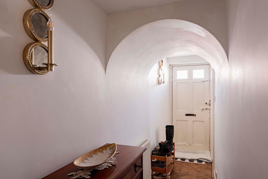 Entrance Hall (1)