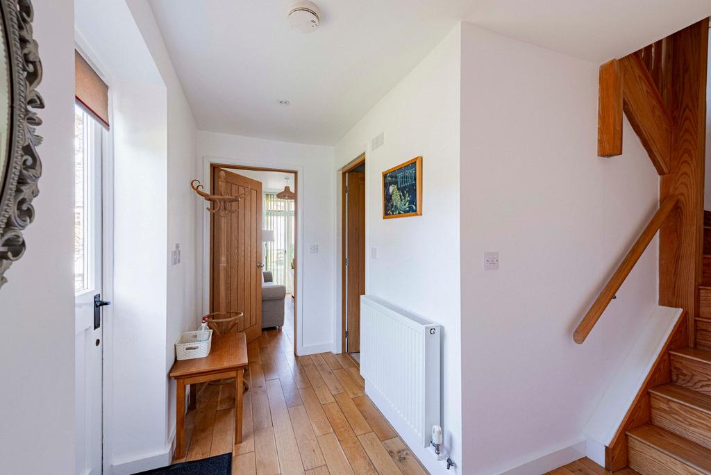 Annexe Entrance Hall (1)