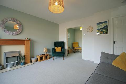 103 Springbank Close, Farsley, Pudsey, LS28 5TP