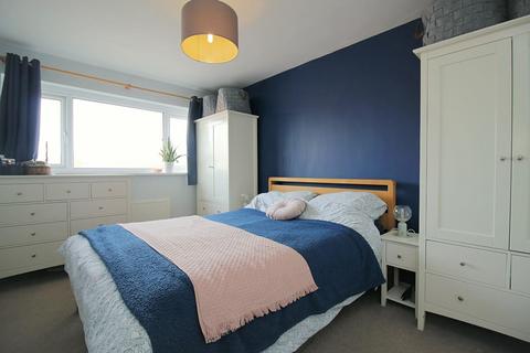 103 Springbank Close, Farsley, Pudsey, LS28 5TP