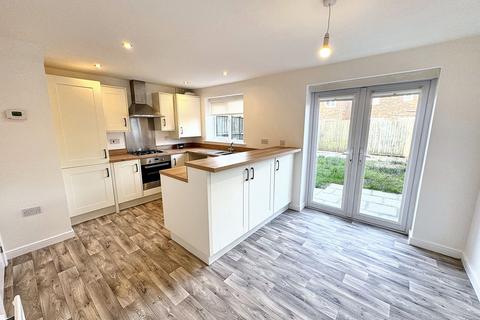 3 bedroom semi-detached house for sale, Hardys Drive, Radcliffe, M26