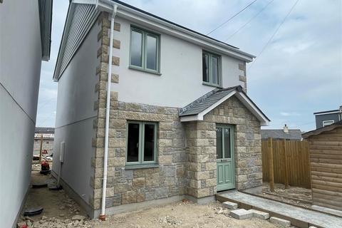 3 bedroom detached house to rent, Madison Row, Longdowns, Penryn, TR10 9DL