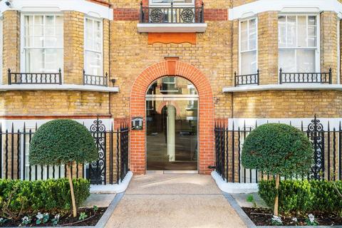 Walton Street, London SW3
