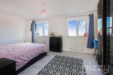 2 bedroom semi-detached house for sale, Hudson Way, Hadleigh IP7