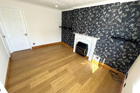 37 Waltham Close, Corby, NN17 2YG